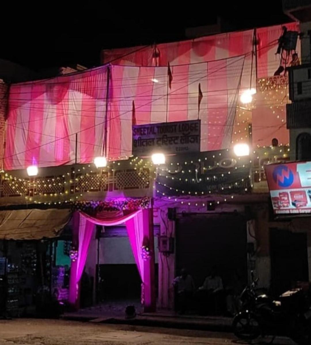 Sheetal Tourist Lodge - Varanasi — Photos 3